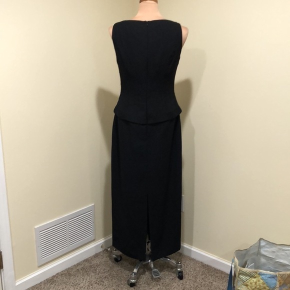 Jessica Howard Formal Dress Size 8 Black Gold Beaded Damask Scrollwork Brocade - Picture 6 of 10